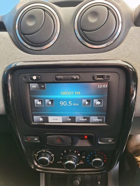 2014-Renault-Duster-16-Dynamique_7