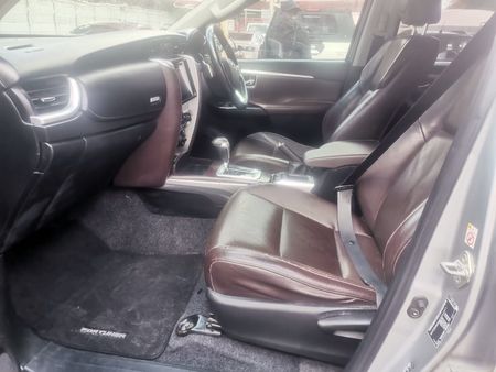 2018-Toyota-Fortuner-28-GD-6-4x4-Auto-Diesel-Automatic_7