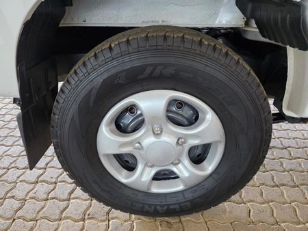 2025-Mahindra-Pik-Up-22-mHawk-S6-Refresh-Auto-Double-Cab_12