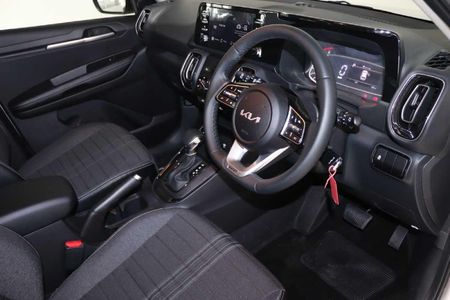 2026-Kia-Sonet-15-EX-Auto_9