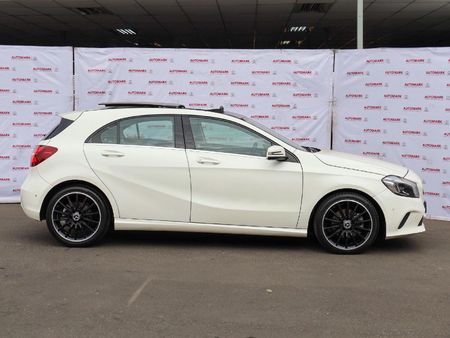 2018-Mercedes-Benz-A-Class-A-200d-Style-Auto_9
