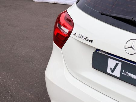 2018-Mercedes-Benz-A-Class-A-200d-Style-Auto_10
