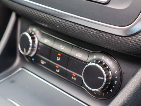 2018-Mercedes-Benz-A-Class-A-200d-Style-Auto_12
