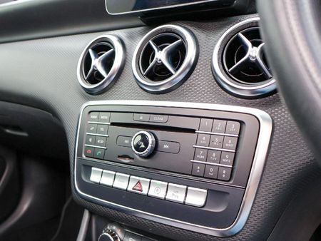 2018-Mercedes-Benz-A-Class-A-200d-Style-Auto_18