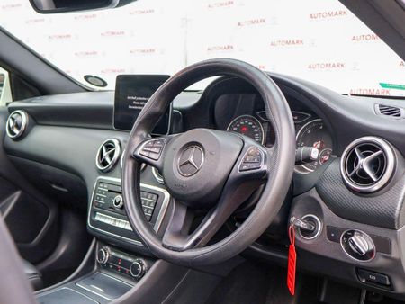 2018-Mercedes-Benz-A-Class-A-200d-Style-Auto_22