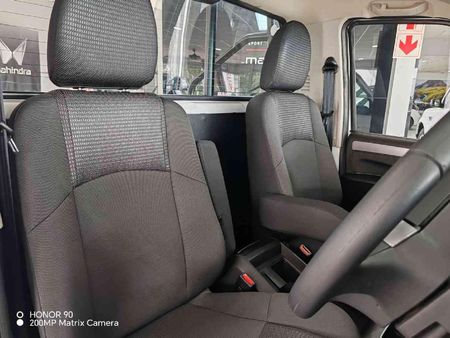 2026-Mahindra-Pik-Up-22-mHawk-S6-Single-Cab_14