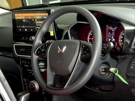 2026-Mahindra-XUV-3XO-12T-MX3-Auto_15