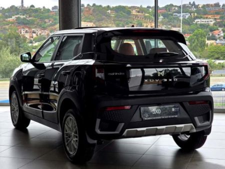 2026-Mahindra-XUV-3XO-12T-MX3-Auto_19