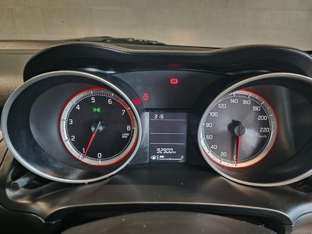 2024-Suzuki-Swift-12-GL_12
