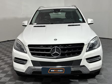 2015-Mercedes-Benz-ML-350-Bluetec_14