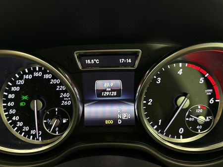 2015-Mercedes-Benz-ML-350-Bluetec_2