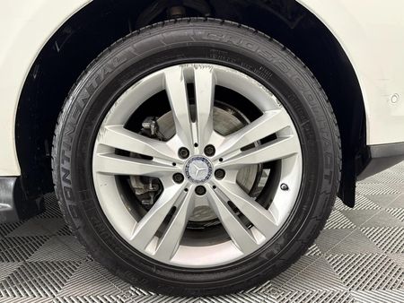 2015-Mercedes-Benz-ML-350-Bluetec_5