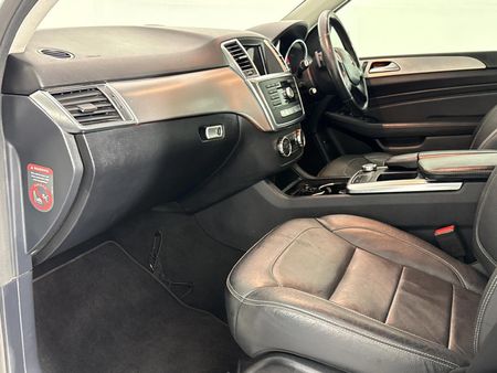 2015-Mercedes-Benz-ML-350-Bluetec_8