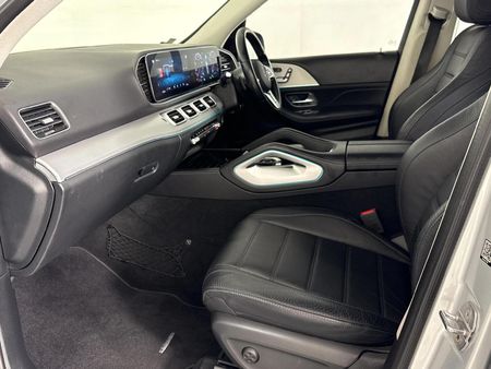 2020-Mercedes-Benz-GLE-450-4Matic_9