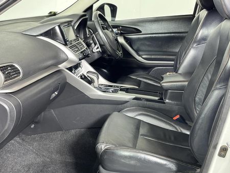 2019-Mitsubishi-Eclipse-Cross-20-GLS-Auto-AWD_7