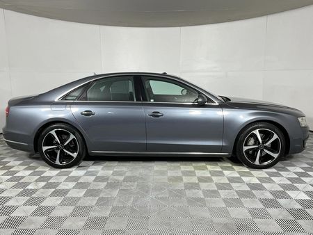 2017-Audi-A8-30-TDI-quattro-LWB-Auto-45-TDI_13