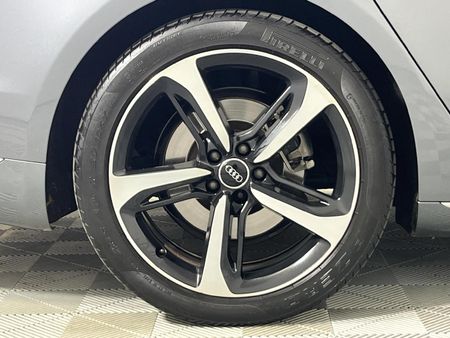 2017-Audi-A8-30-TDI-quattro-LWB-Auto-45-TDI_7