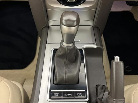 2024-Toyota-Land-Cruiser-Prado-28-GD-VX-L-Auto_10