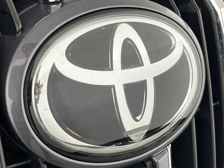 2024-Toyota-Land-Cruiser-Prado-28-GD-VX-L-Auto_11