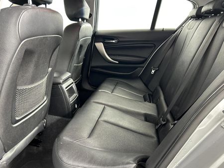 2012-BMW-1-Series-120d-5-dr-Auto_3
