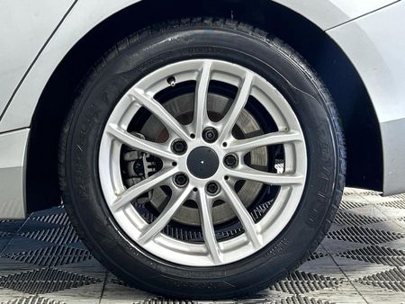 2012-BMW-1-Series-120d-5-dr-Auto_6