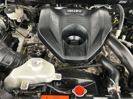2023-Isuzu-D-Max-30-DDI-LSE-4x4-Auto-Extended-Cab_13