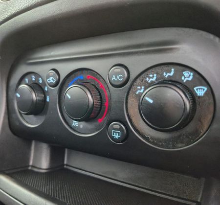 2018-Ford-Figo-15Ti-VCT-Ambiente-5-dr_14