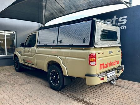 2024-Mahindra-Pik-Up-22CRDe-Single-Cab-S6-Karoo_3