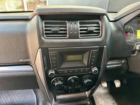 2024-Mahindra-Pik-Up-22CRDe-Single-Cab-S6-Karoo_8