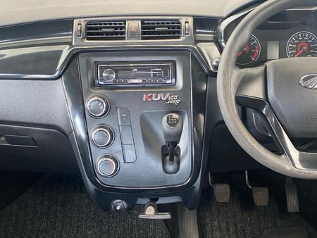 2022-Mahindra-KUV-100-12-K2-Dare_16