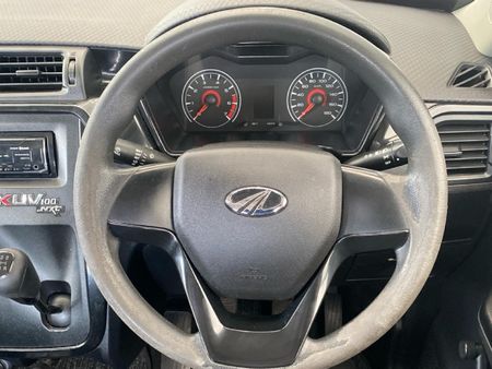 2022-Mahindra-KUV-100-12-K2-Dare_17
