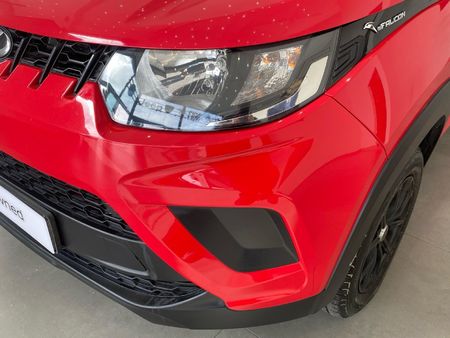 2022-Mahindra-KUV-100-12-K2-Dare_19