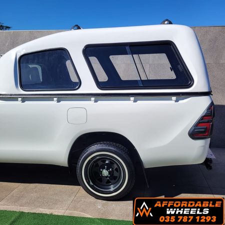 2017-Toyota-Hilux-20-VVTi-Single-Cab_12