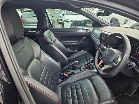 2024-Volkswagen-Polo-20-GTI-Auto-147kW_5