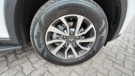 2026-Mahindra-Scorpio-N-22D-4X4-Auto-Z8_13