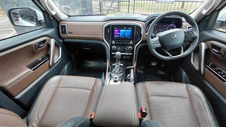 2026-Mahindra-Scorpio-N-22D-4X4-Auto-Z8_17