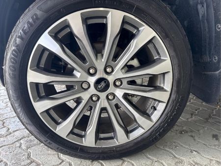 2025-Ford-Everest-30D-V6-Platinum-AWD-Auto_18