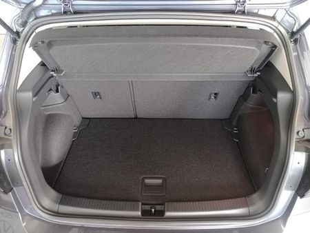 2026-Volkswagen-T-Cross-10-TSI_21