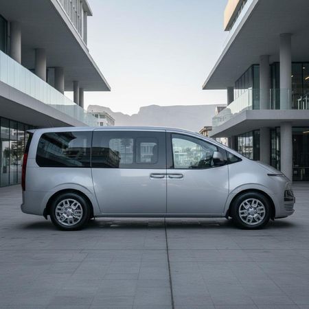 2022-Hyundai-Staria-22d-Executive-Auto_10