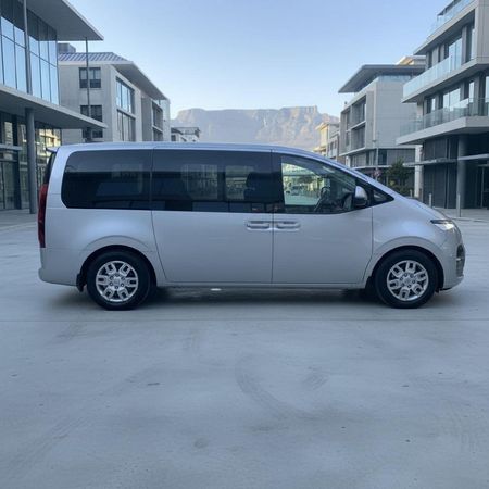 2022-Hyundai-Staria-22d-Executive-Auto_5
