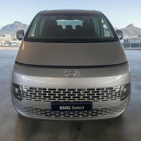 2022-Hyundai-Staria-22d-Executive-Auto_7