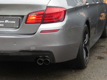2014-BMW-5-Series-520-i-M-SPORT_7