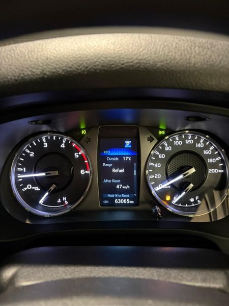 2024-Toyota-Hilux-24-GD-6-Raider-4x4-Auto-Double-Cab_9
