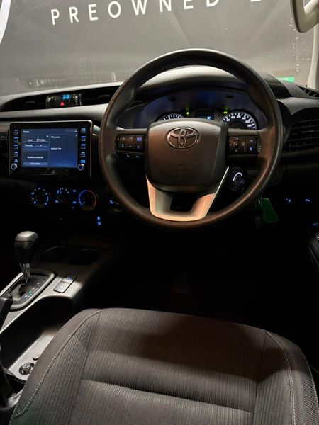 2024-Toyota-Hilux-24-GD-6-Raider-4x4-Auto-Double-Cab_10