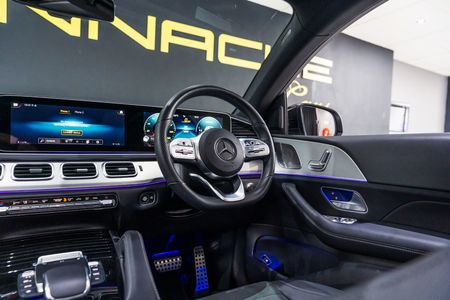 2022-Mercedes-Benz-GLE-Coupe-400d-4Matic_16