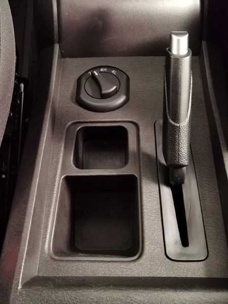 2024-Mahindra-Pik-Up-22-mHawk-S6-Refresh-4x4-Auto-Double-Cab_13