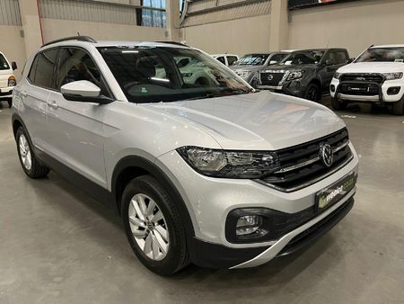 2022-Volkswagen-T-Cross-10-TSI-Comfortline-Auto_0