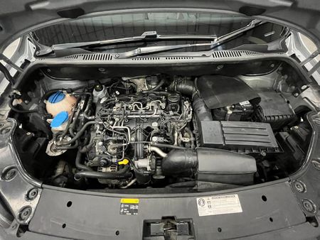 2014-Volkswagen-Caddy-Maxi-20-TDI-81kW-CrewBus-Panel-Van_12
