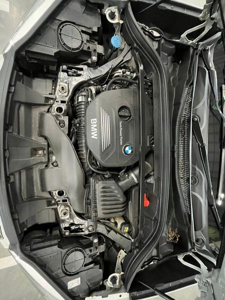 2016-BMW-X1-sDrive20i-Auto_12
