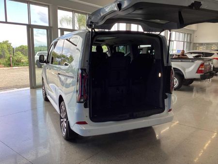 2026-Ford-Tourneo-Custom-20D-Titanium-X-Auto_14
